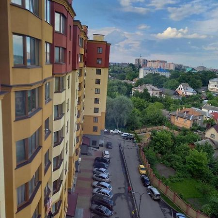 Однокімнатна квартира центр, парковка, автономне опалення Луцьк Екстер'єр фото